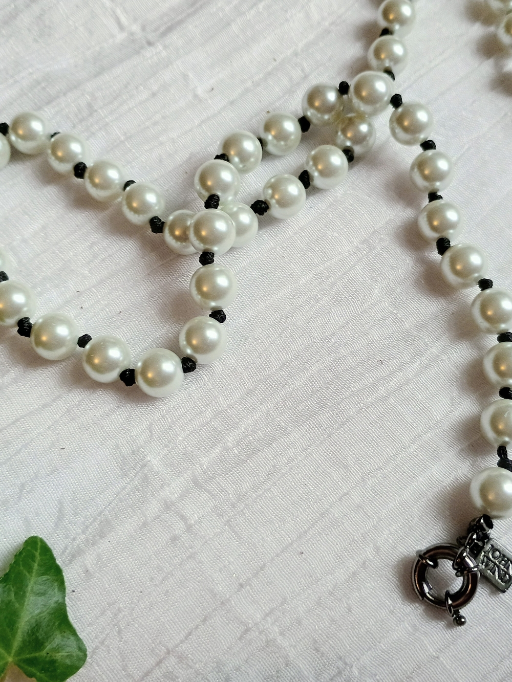 🖤 WHIMSIGOTHIC VIBES 🖤 Designer, John Wind, Hand-Knotted, Pearl Necklace